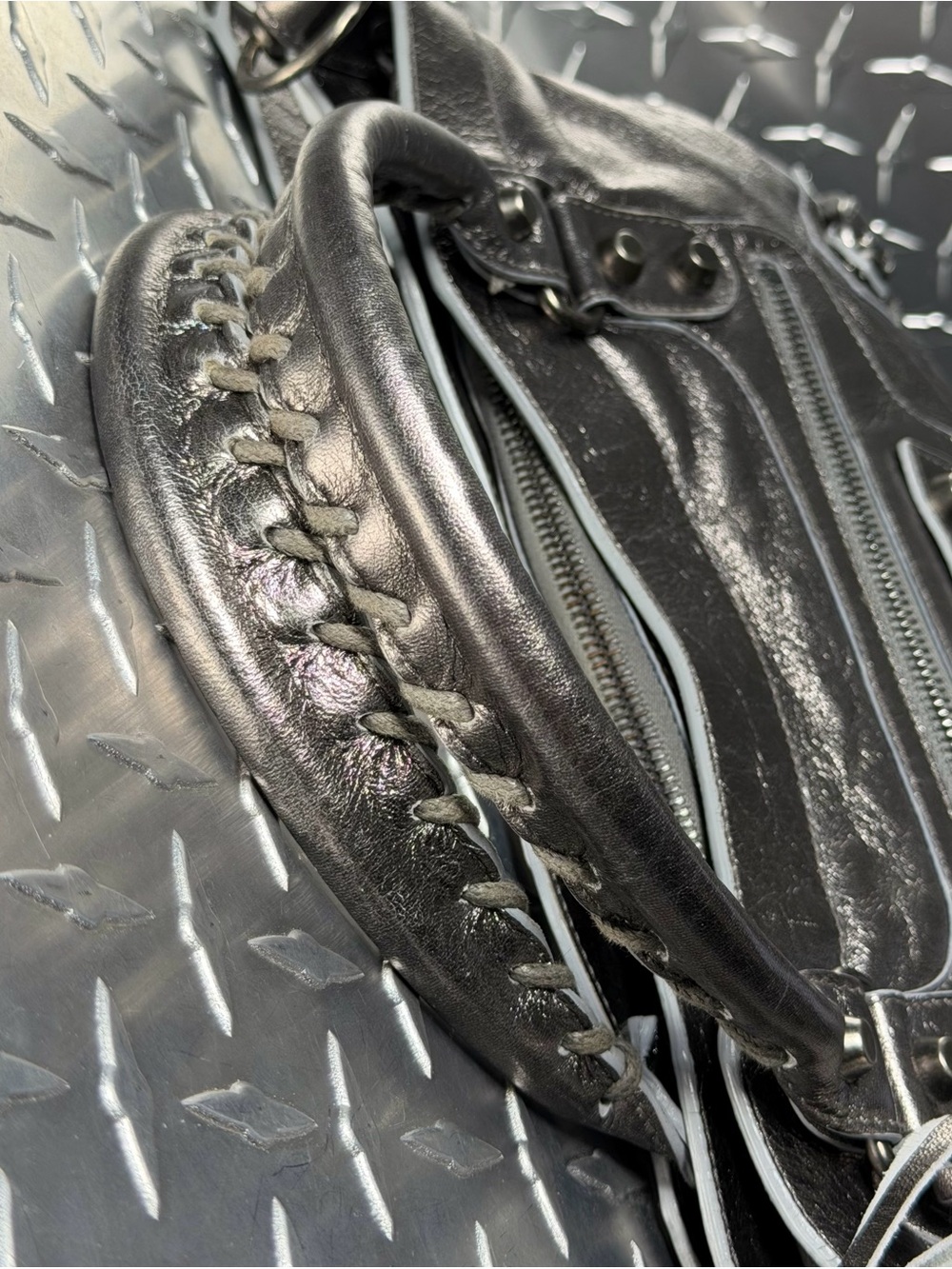 Balenciaga Pewter Metallic Leather First City Moto Bag in Grey - Picture 6 of 12